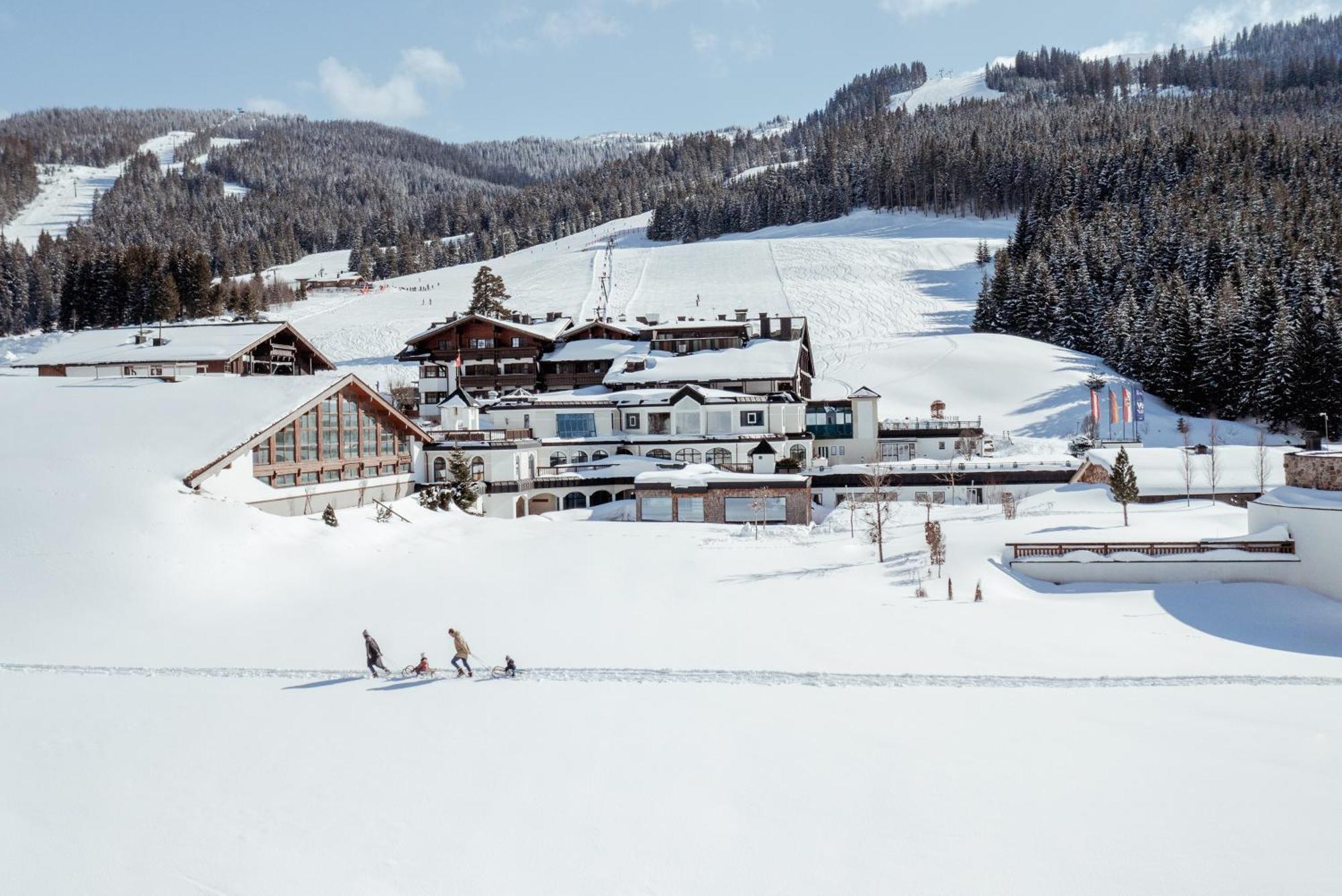 Uebergossene Alm Resort Dienten am Hochkoenig Exterior photo