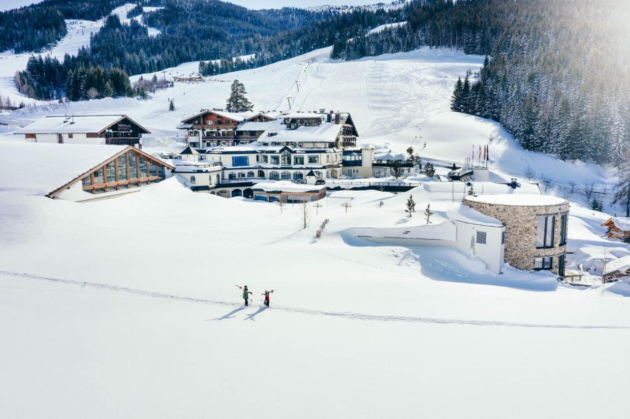 Uebergossene Alm Resort Dienten am Hochkoenig Exterior photo